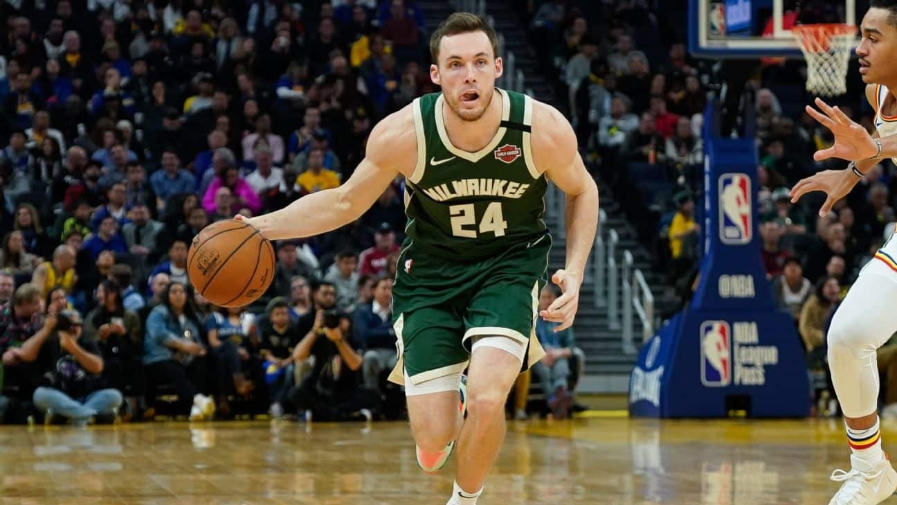 Sources say that Pat Connaughton, Milwaukee Bucks' hand surgeon, will be back before the end of the regular season.