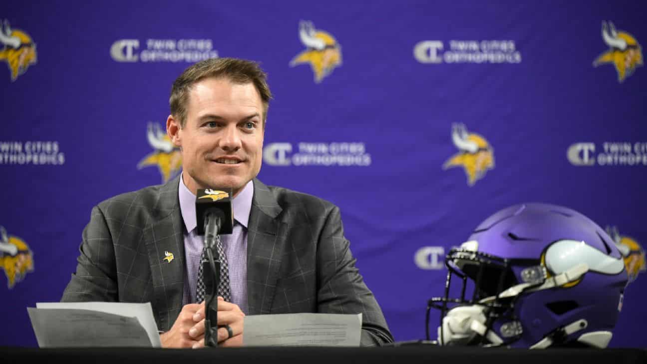 Kevin O'Connell, Minnesota Vikings' coach, is 'excited' to coach Kirk Cousins in 2022