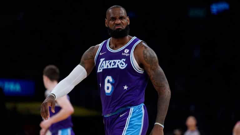 LeBron Jam scores 50 to lead Los Angeles Lakers past Wizards with an 'epic performance.