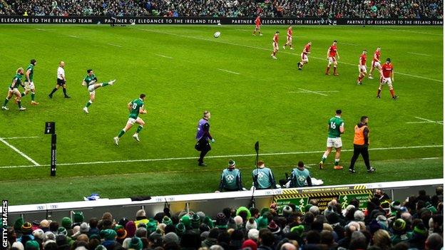 Ireland playing Wales in the 2022 Six Nations