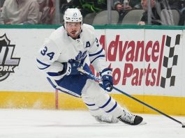 Auston Matthews breaks the Toronto Maple Leafs' record with his 55th goal