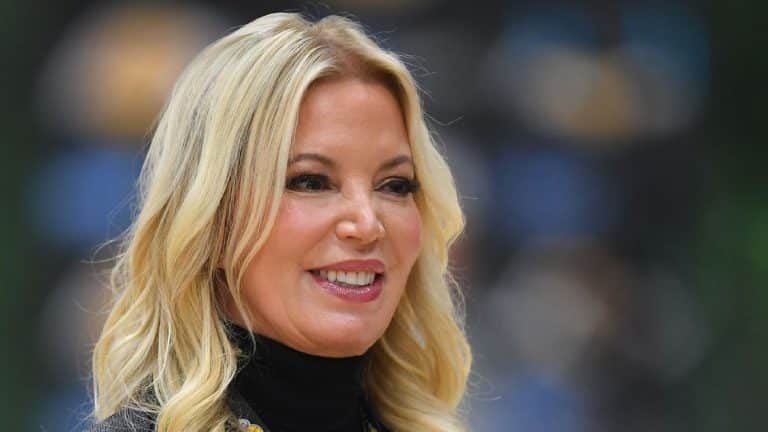 Jeanie Buss, Los Angeles Lakers CEO, gets advice from Phil Jackson and Magic Johnson about how to make 'hard decisions'