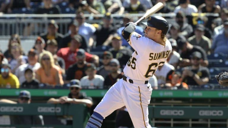 Pittsburgh Pirates' Jack Suwinski becomes the 1st MLB rookie with a 3-homer game that includes a walk off blast