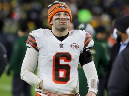 GM Scott Fitterer, Carolina Panthers to have an "open competition" between Baker Mayfield, Sam Darnold as their starting QB