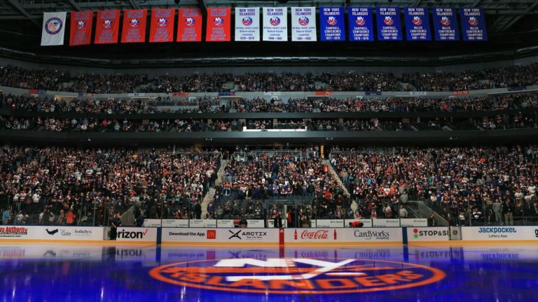 Fans could share a Mega Millions jackpot worth $1.28 billion plus with the New York Islanders