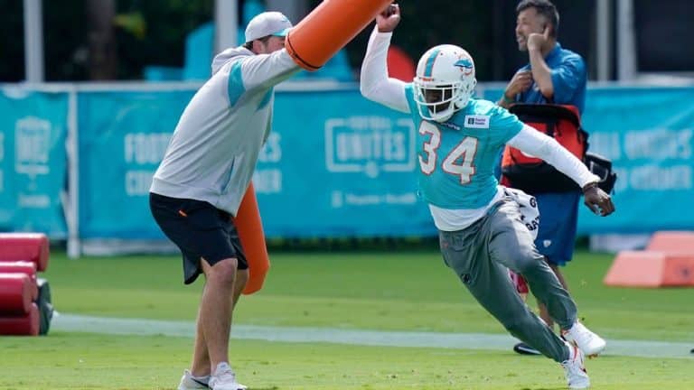 Miami Dolphins: Mackensie Alexander, CB Miami Dolphins, placed on season ending IR due to an undisclosed Injury