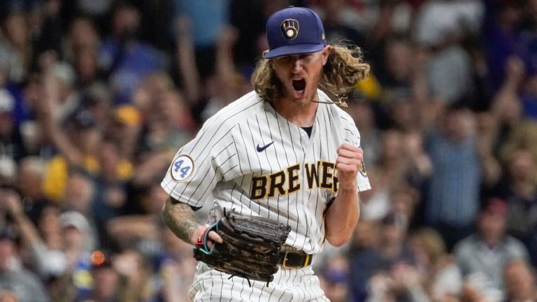 San Diego Padres acquire Josh Hader from Milwaukee Brewers in trade and send Taylor Rogers as closer