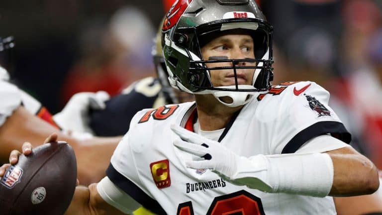 No longer Tom Brady's final regular-season-touchdown football, keepsake still sells for $129,657 at weekend auction