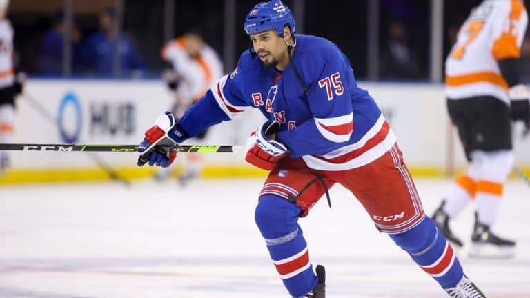 Rangers trade Ryan Reaves and Wild to Wild for their 5th-round pick 2025