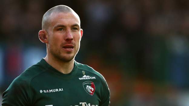 Mike Brown: Ex-England full-back helps thought of central contracts in rugby union