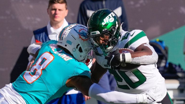 Jets to host rival Dolphins in NFL's first Black Friday sport